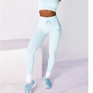 Bo+tee Energise Light pastel blue leggings